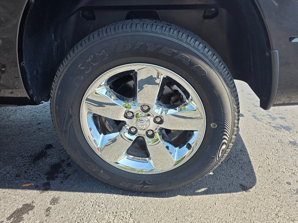 Used 2019 RAM 1500 Express w/ Express Value Package AWD/4WD image 21