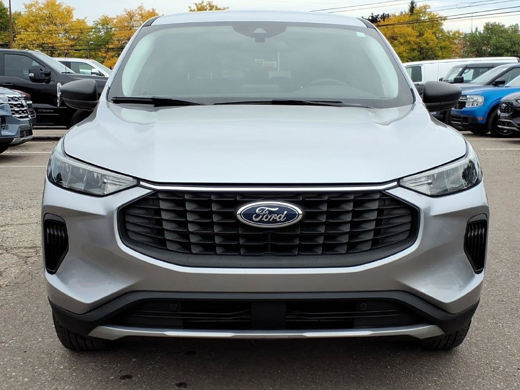 Certified 2024 Ford Escape Active AWD/4WD image 8