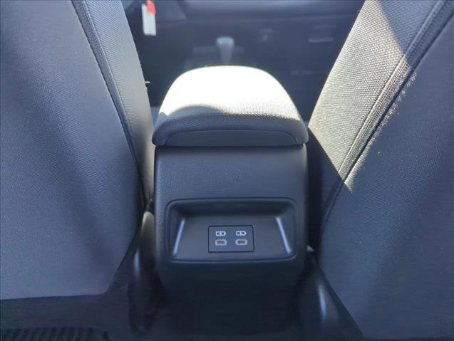 Used 2025 Toyota Corolla LE image 21