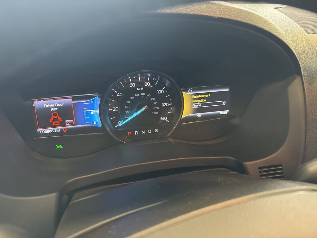 Certified 2017 Ford Explorer Limited image 2