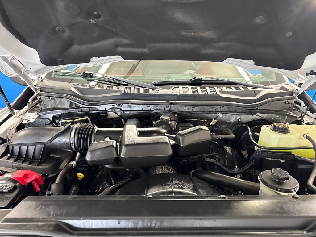 Certified 2019 Ford F350 Platinum w/ FX4 Off-Road Package AWD/4WD image 22