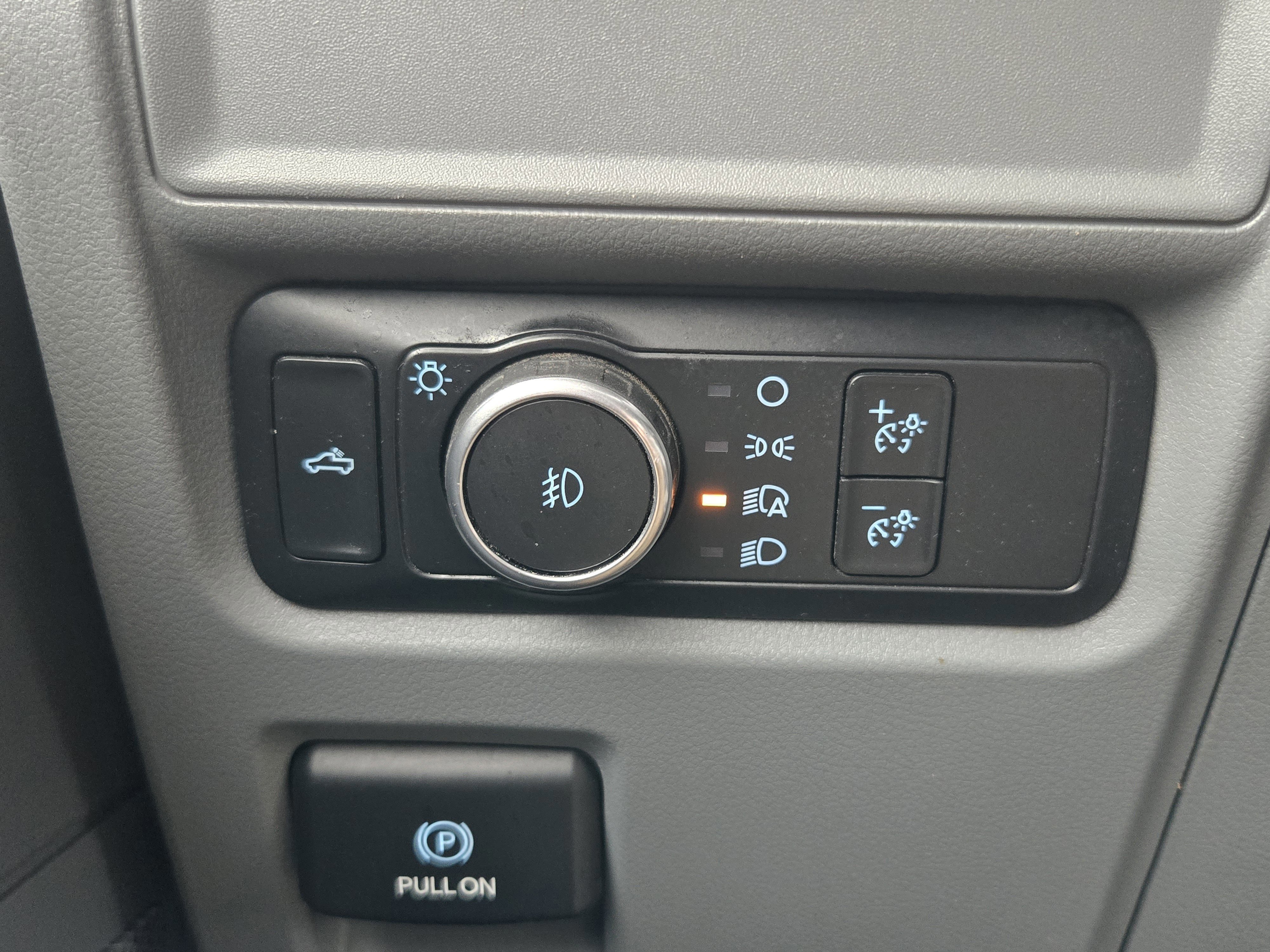 Certified 2022 Ford F150 XLT w/ Equipment Group 301A Mid image 16