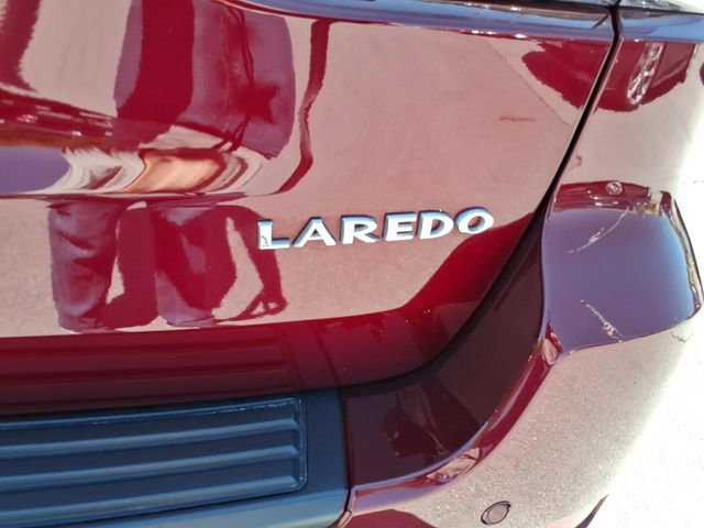 Used 2022 Jeep Grand Cherokee Laredo X RWD image 8