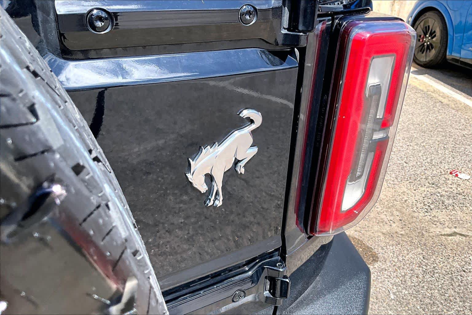 Certified 2025 Ford Bronco Outer Banks AWD/4WD image 12