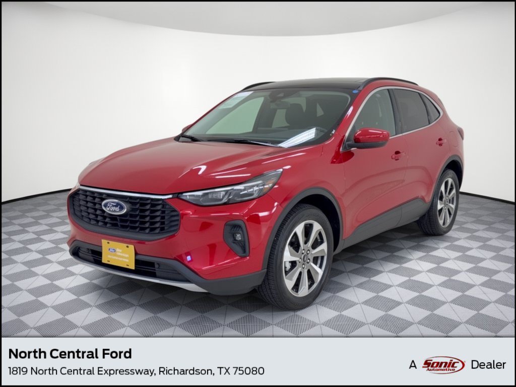 Certified 2025 Ford Escape Platinum AWD/4WD image 1