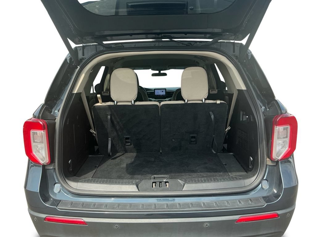 Certified 2023 Ford Explorer XLT RWD image 24