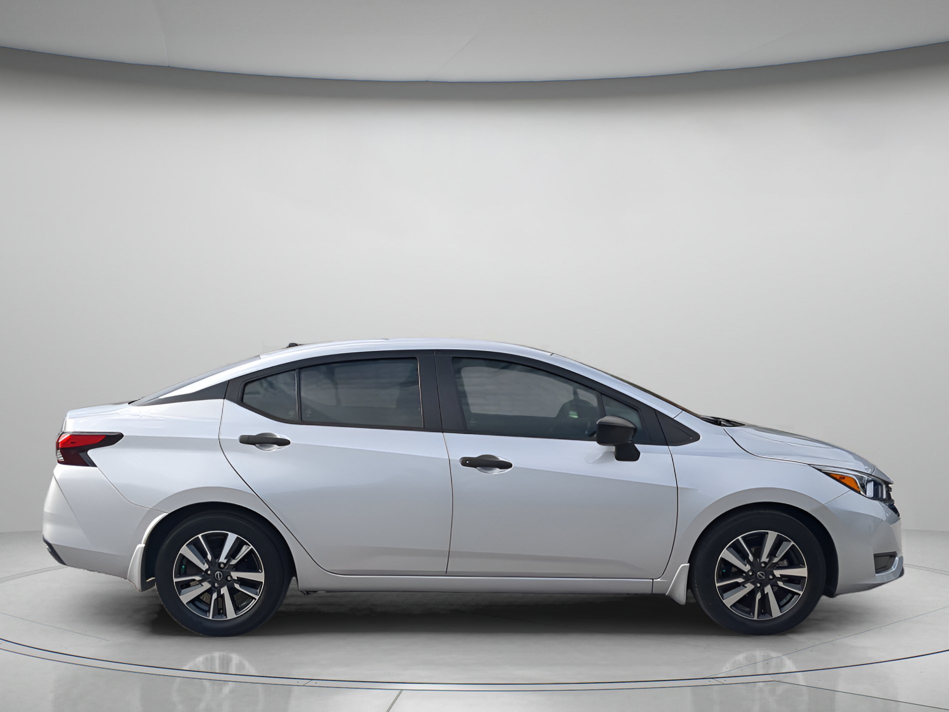 Used 2024 Nissan Versa S w/ S Plus Package FWD image 39