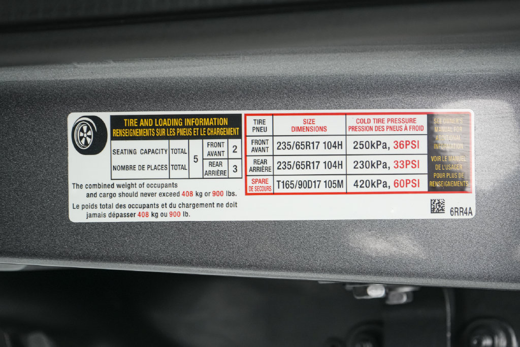 Used 2023 Nissan Rogue S AWD/4WD image 22