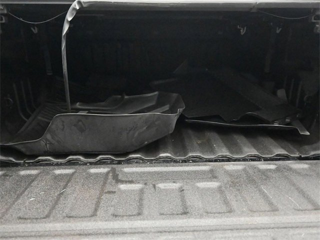 Used 2017 Chevrolet Colorado Z71 image 24