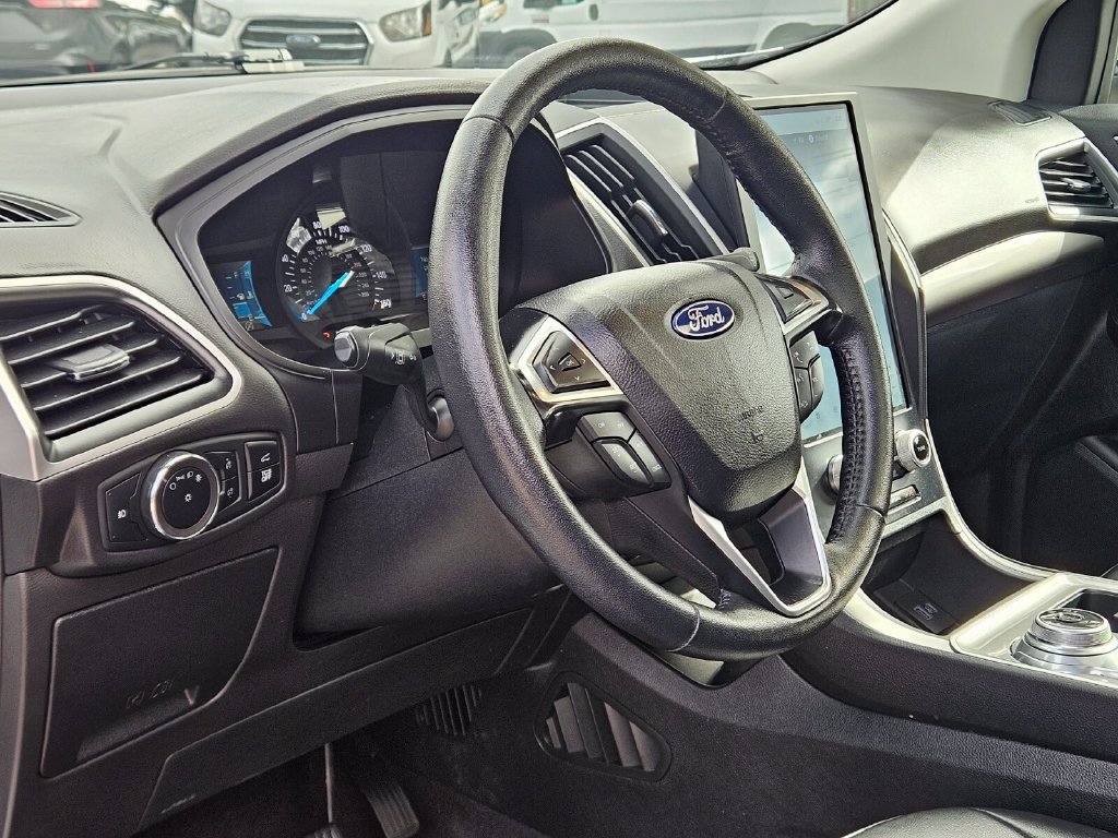 Certified 2024 Ford Edge SEL w/ Convenience Package AWD/4WD image 19