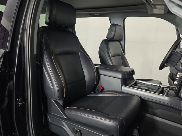 Certified 2025 Ford F350 Lariat w/ Black Appearance Package image 23
