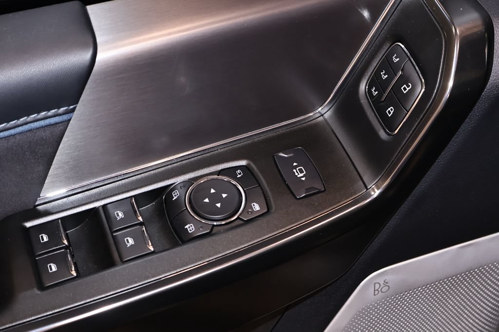 Certified 2026 Ford F250 Platinum AWD/4WD image 12