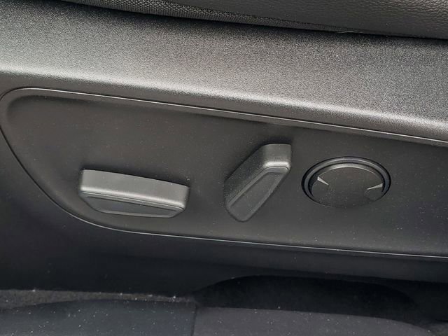 Certified 2022 Ford Escape SEL image 12