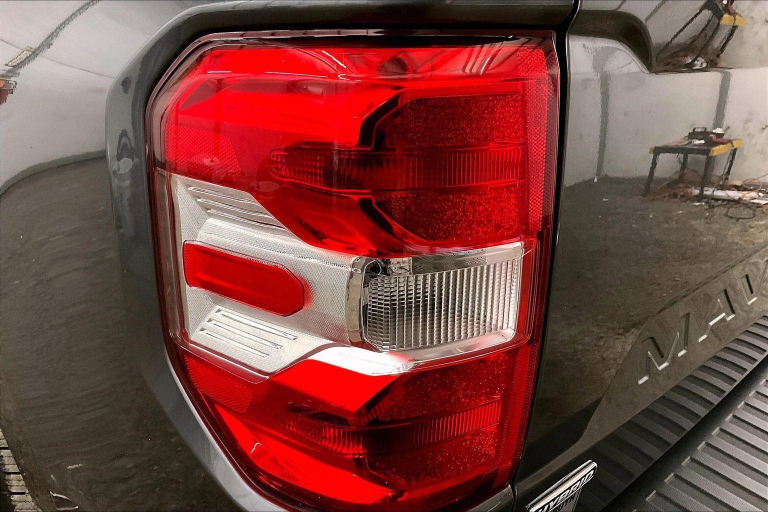 Certified 2024 Ford Maverick XLT w/ XLT Luxury Package image 28