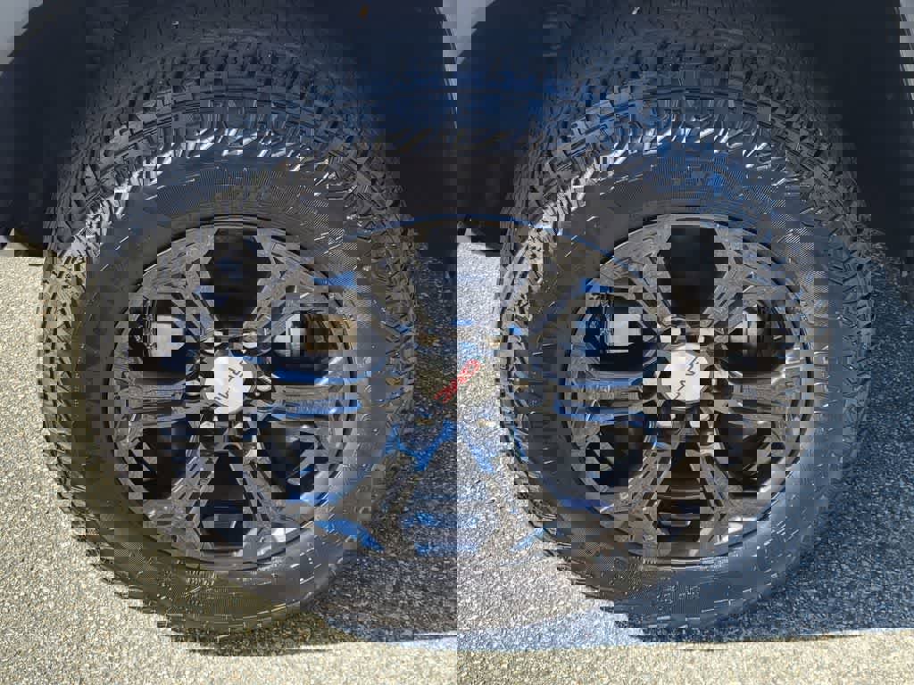 Used 2023 GMC Canyon Elevation w/ Trailering Package image 9