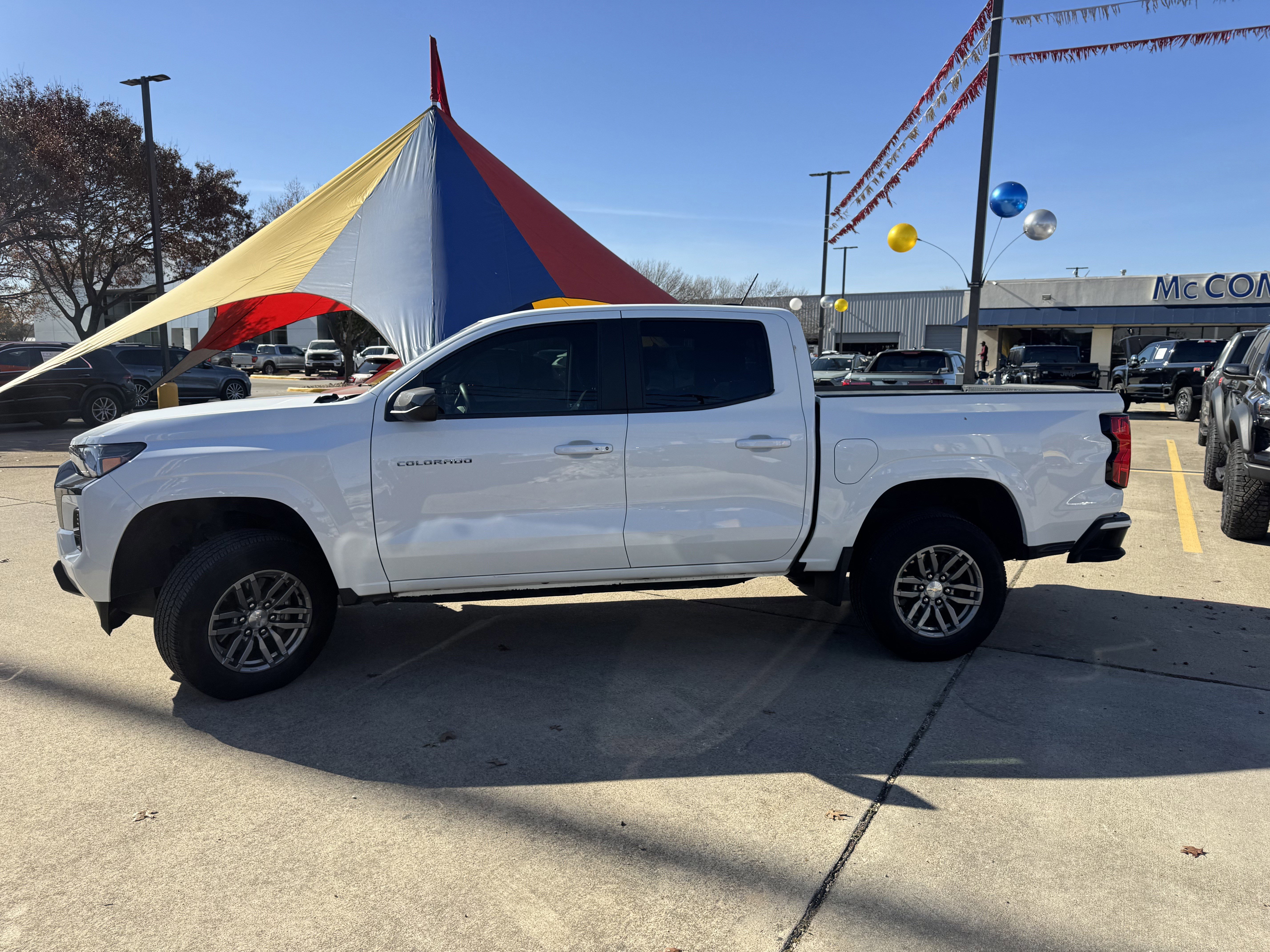 Used 2023 Chevrolet Colorado LT w/ LT Convenience Package II image 5
