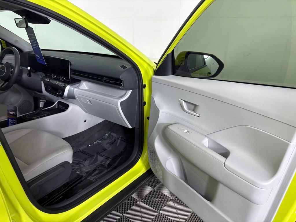 Used 2024 Hyundai Kona SEL AWD/4WD image 34