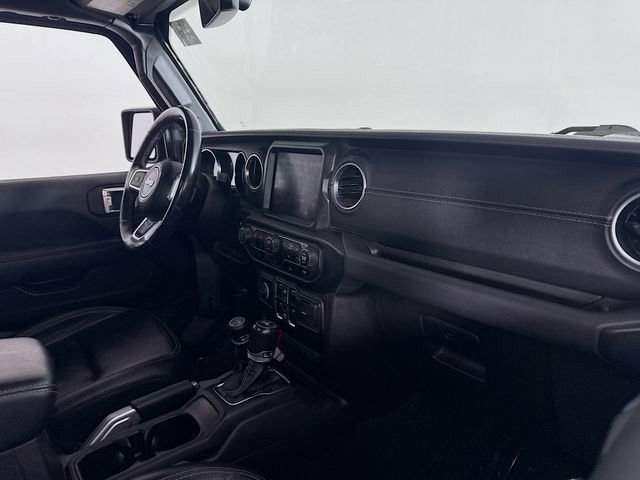 Used 2021 Jeep Wrangler Unlimited Sahara w/ Cold Weather Group AWD/4WD image 28