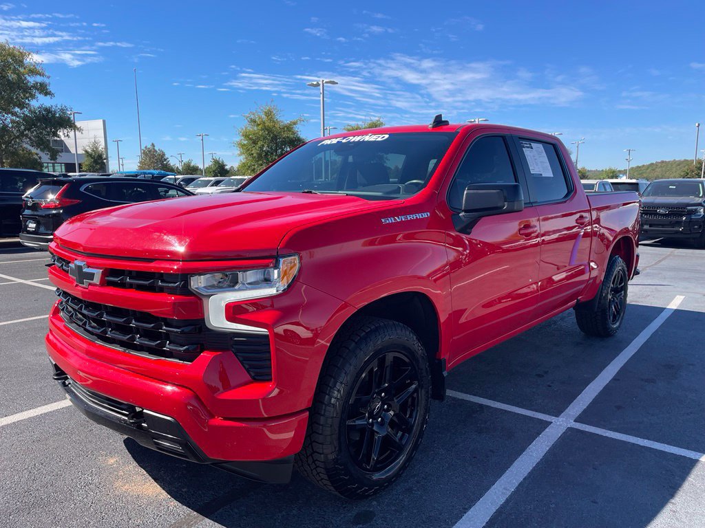 Used 2023 Chevrolet Silverado 1500 RST RWD image 3