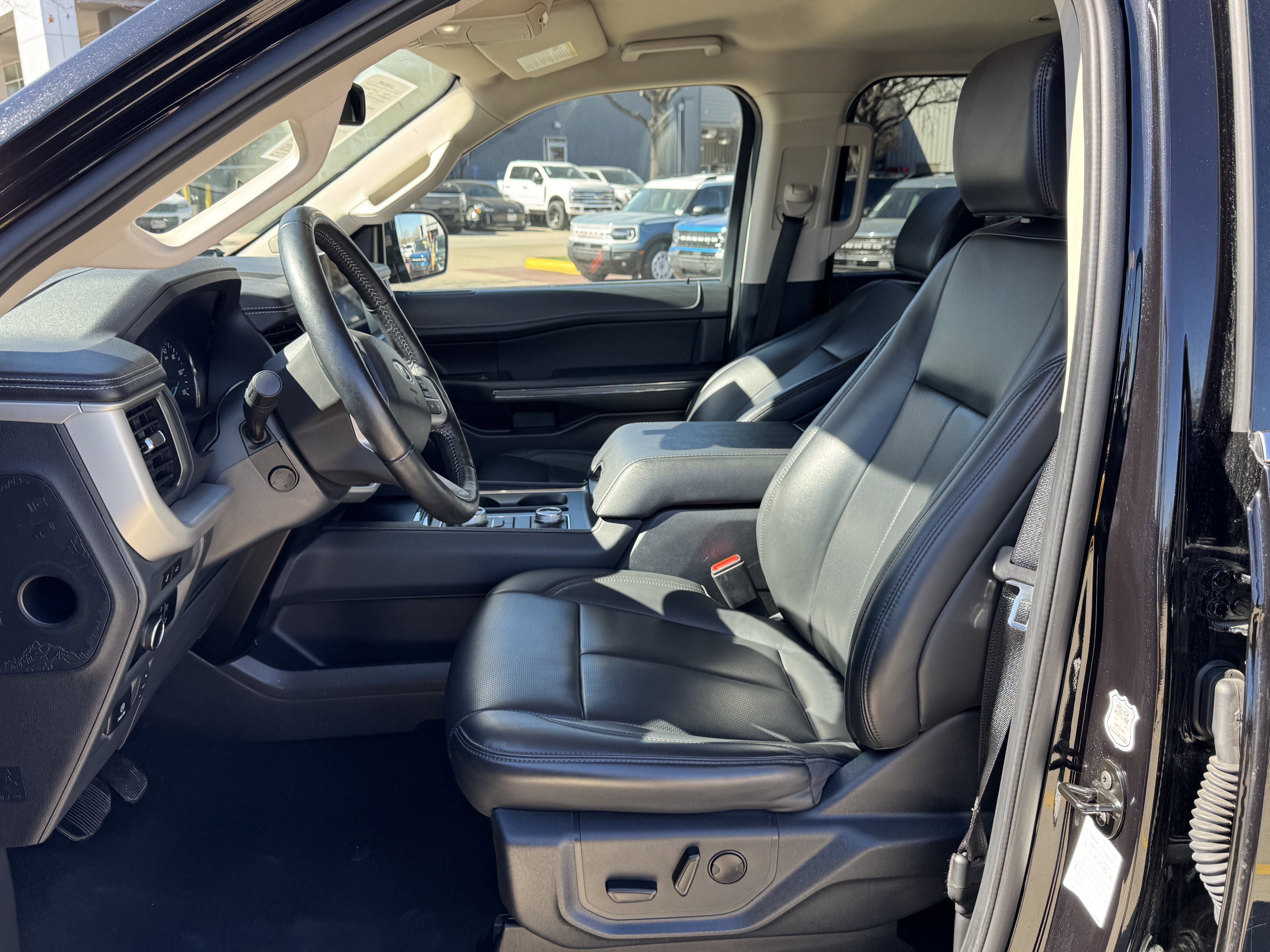 Certified 2024 Ford Expedition Max XLT image 16