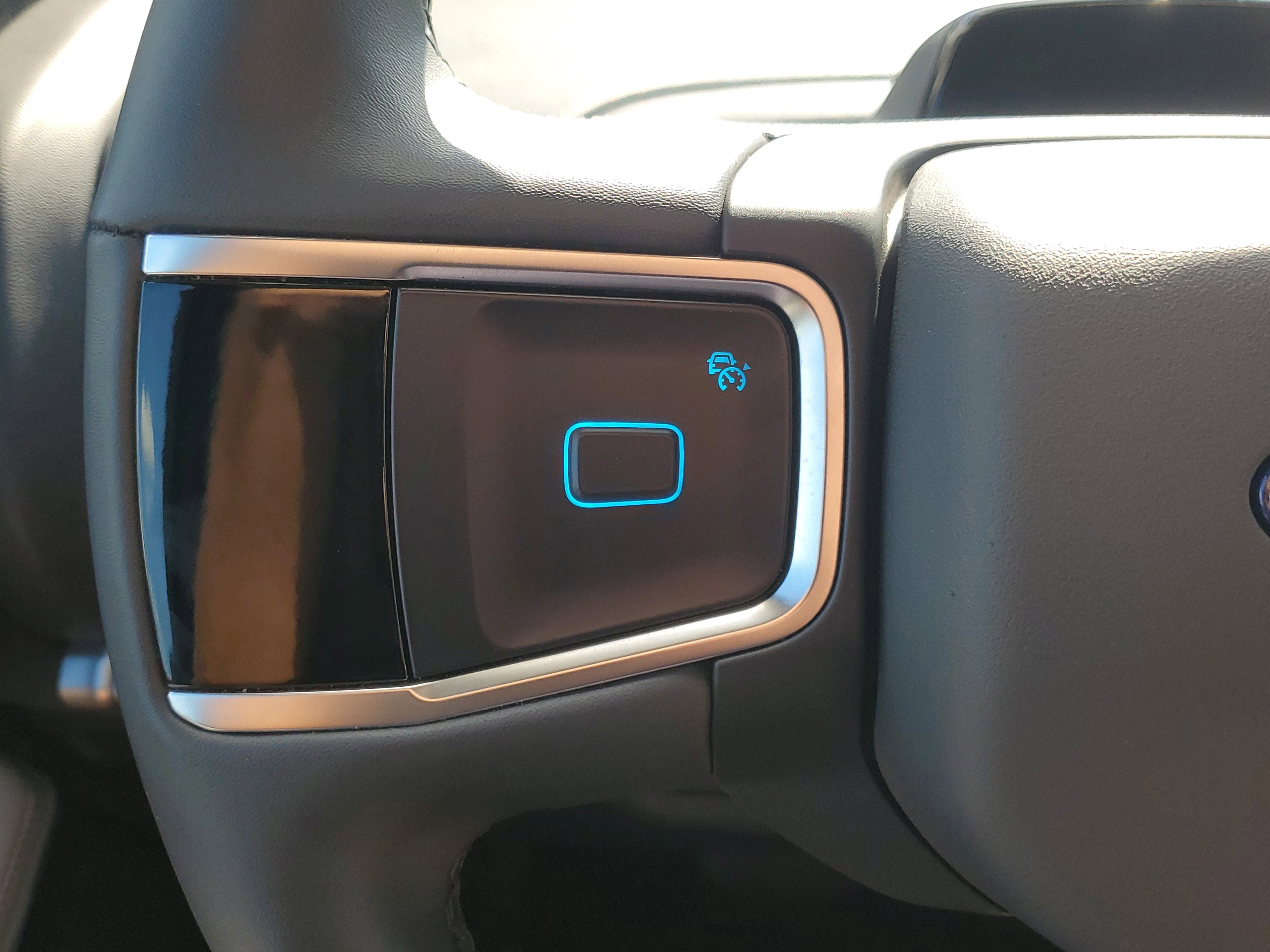 Certified 2025 Ford Expedition Active image 27