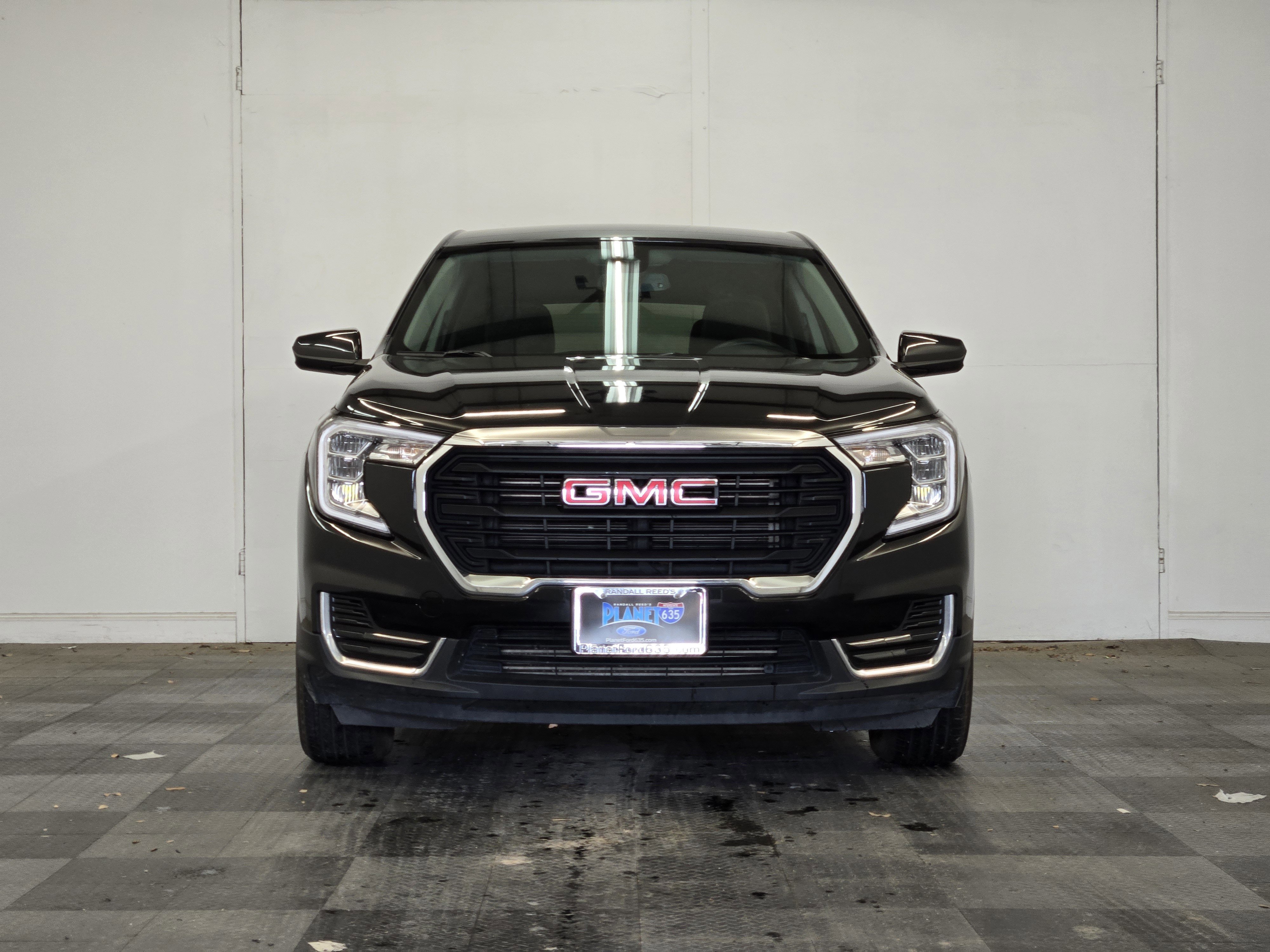 Used 2024 GMC Terrain SLE FWD image 7