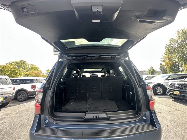 Certified 2019 Ford Expedition Limited w/ Equipment Group 303A image 45