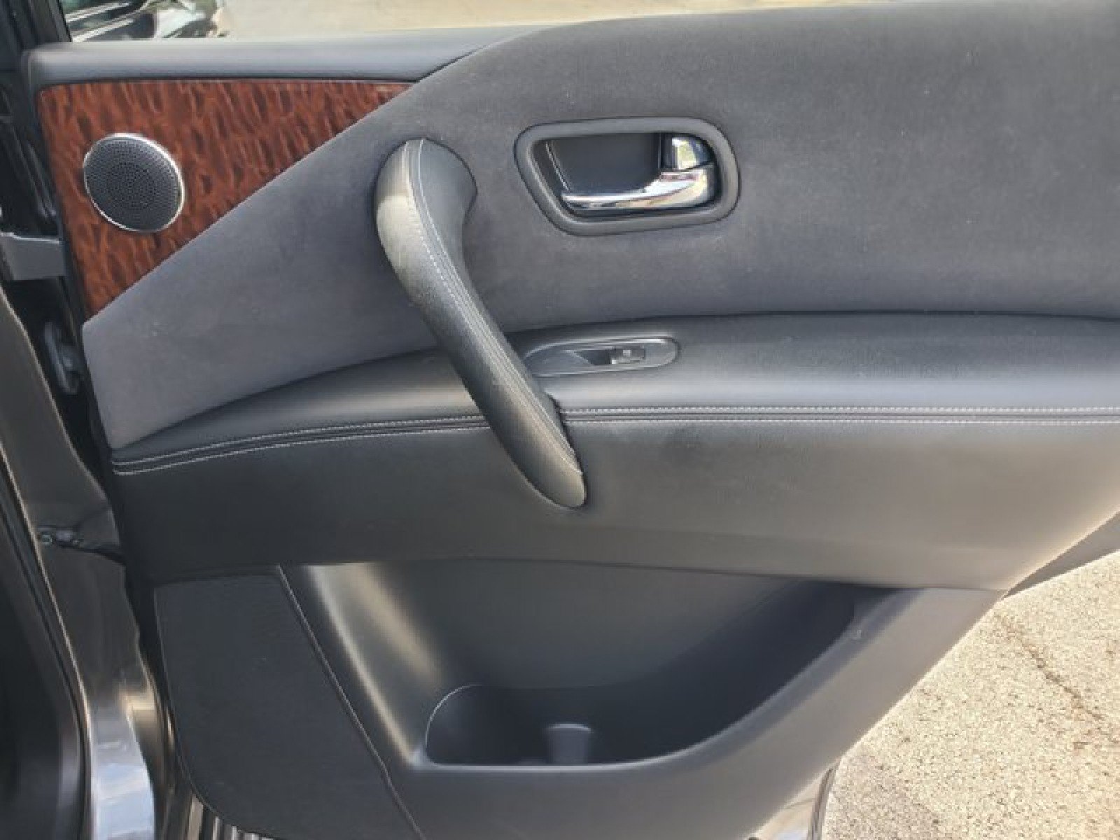 Used 2019 Nissan Armada SV w/ Driver Package RWD image 33