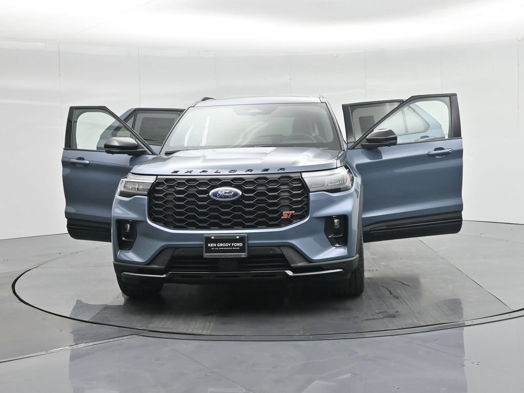 Certified 2025 Ford Explorer ST w/ Sun And Sound Package AWD/4WD image 36