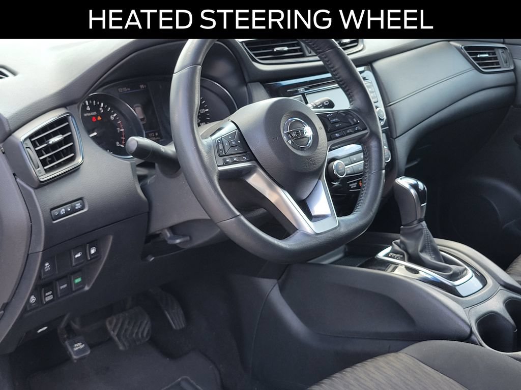 Used 2018 Nissan Rogue SV w/ Premium Package AWD/4WD image 17