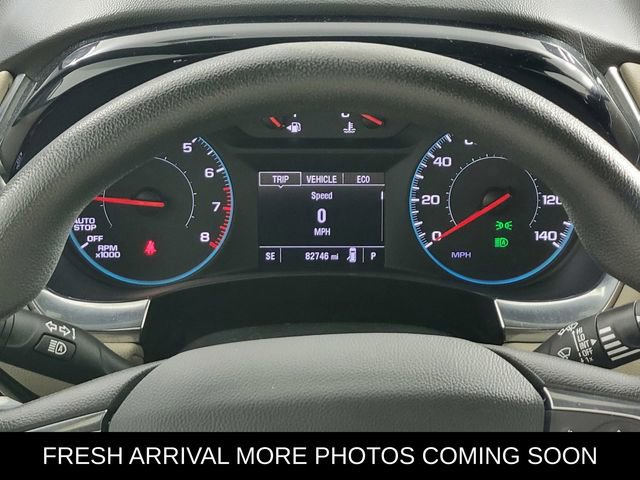 Used 2022 Chevrolet Traverse LS image 31