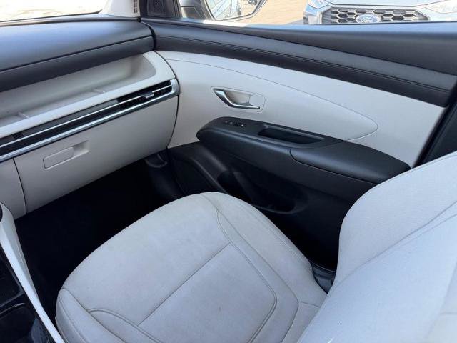 Used 2025 Hyundai Tucson SE FWD image 17