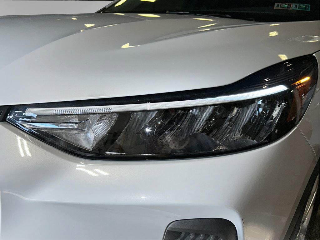 Certified 2025 Ford Escape Active AWD/4WD image 19