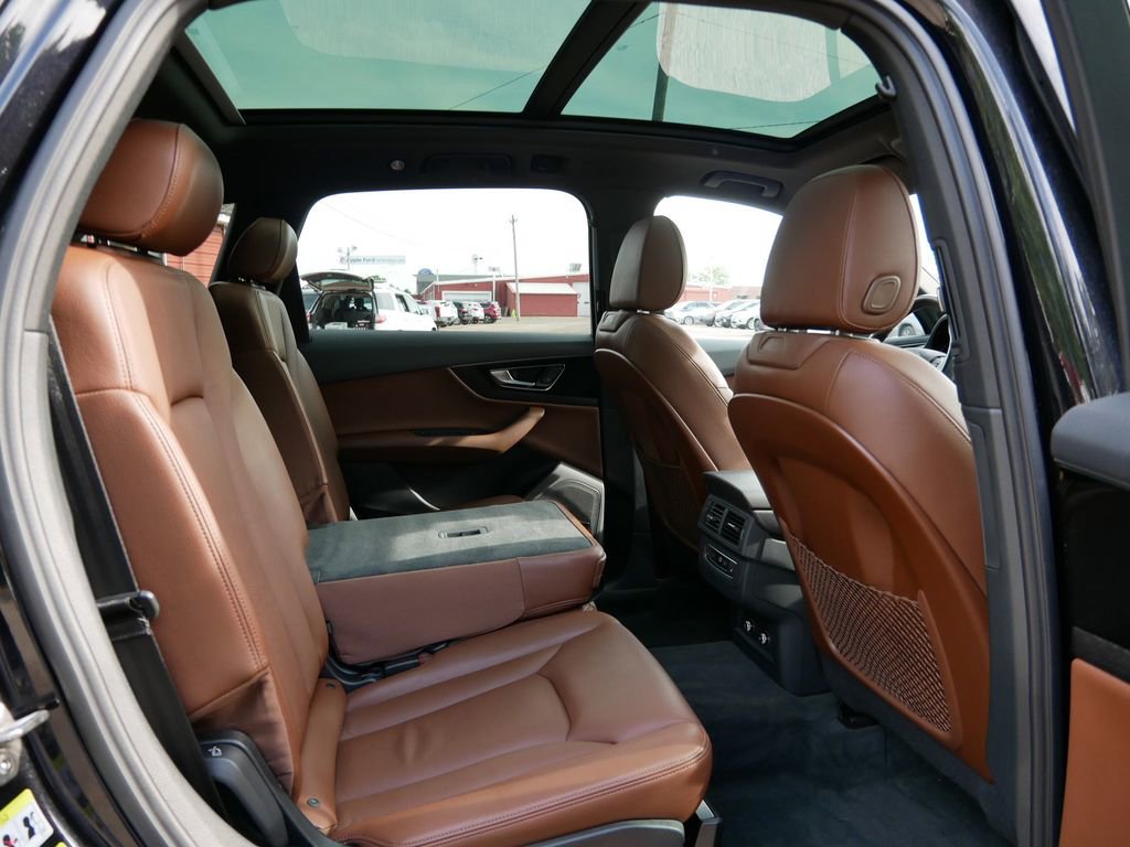 Used 2019 Audi Q7 3.0T Premium Plus AWD/4WD image 9