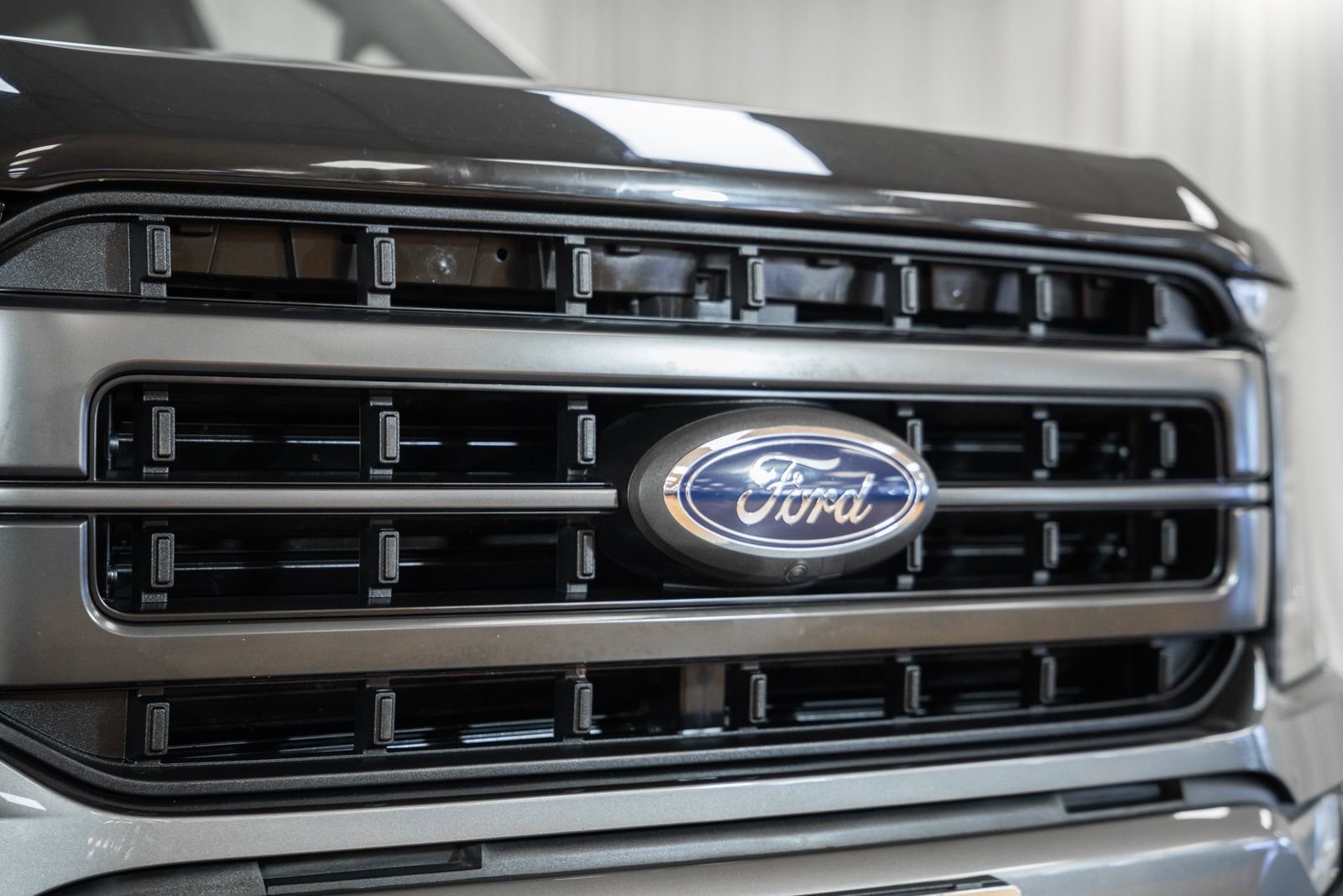 Certified 2021 Ford F150 Lariat w/ Equipment Group 502A High image 7