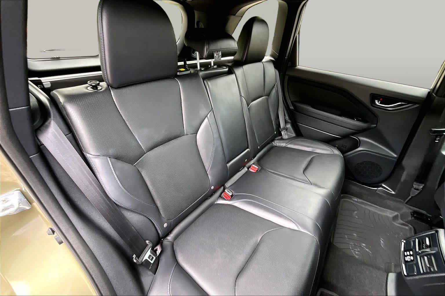 Used 2025 Subaru Forester Limited AWD/4WD image 20