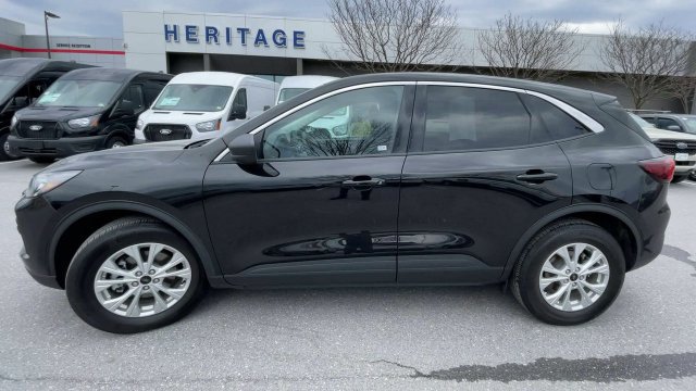 Certified 2023 Ford Escape Active AWD/4WD image 5