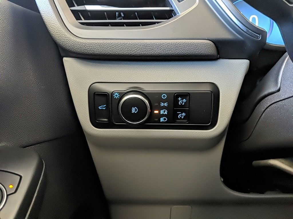 Certified 2025 Ford Escape Platinum w/ Premium Technology Package image 22