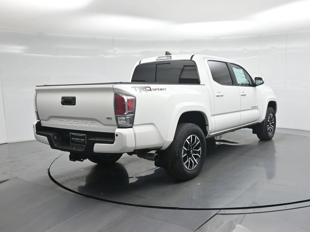 Used 2021 Toyota Tacoma TRD Sport w/ Technology Package image 12