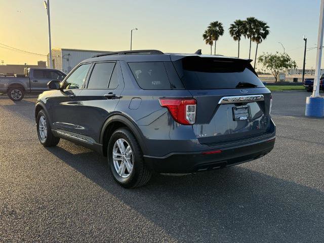 Certified 2021 Ford Explorer XLT image 3
