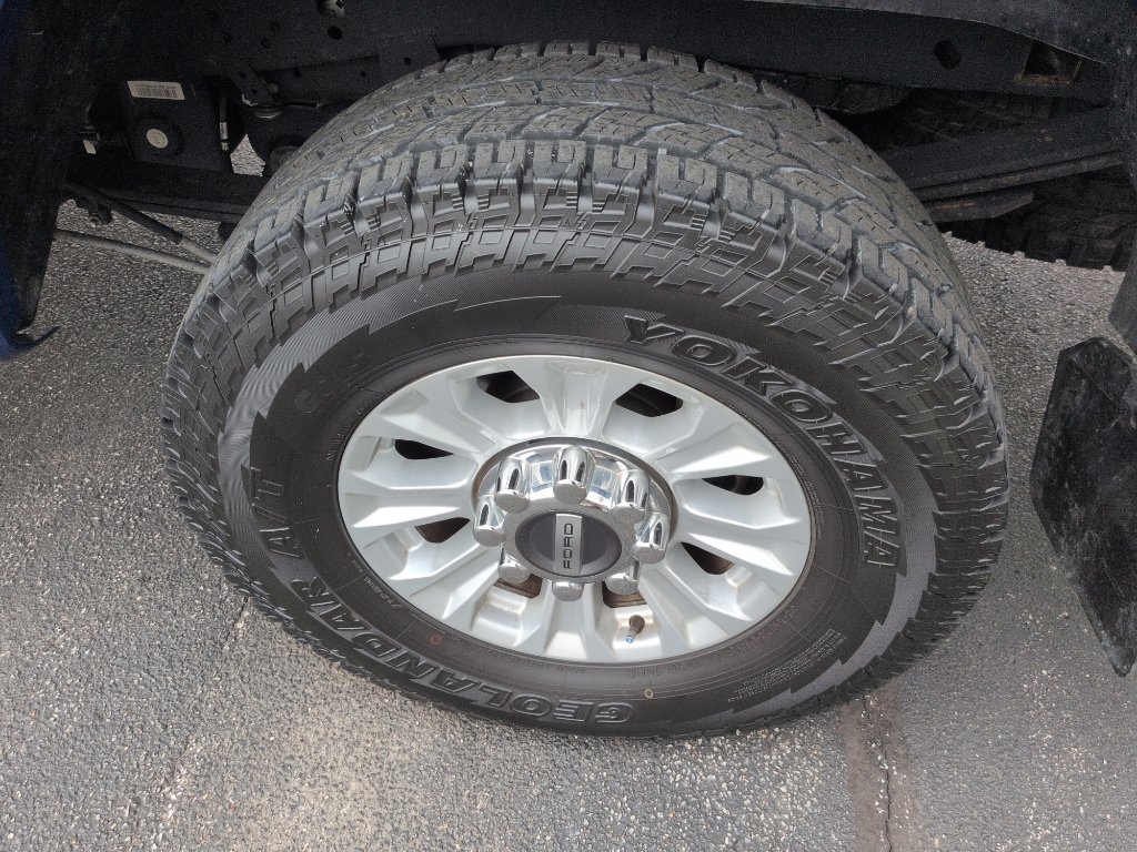 Certified 2022 Ford F250 XL w/ STX Appearance Package image 6