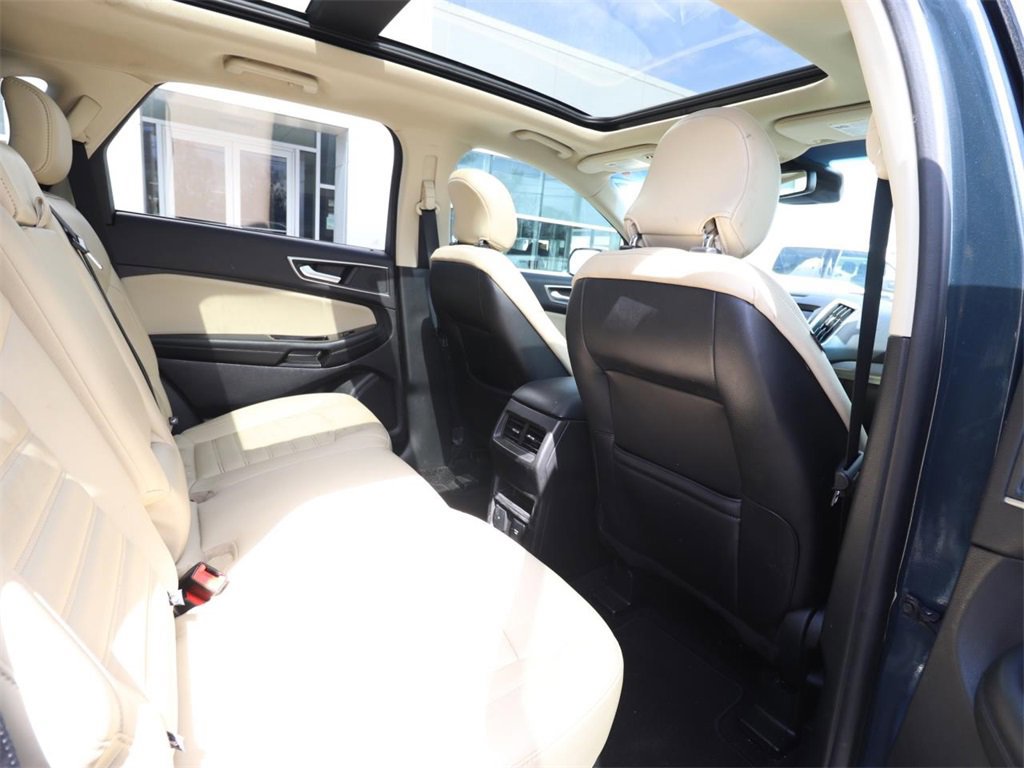 Certified 2019 Ford Edge SEL w/ Equipment Group 201A image 22