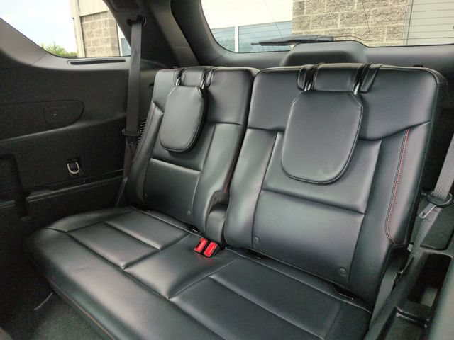 Certified 2025 Ford Explorer ST AWD/4WD image 27