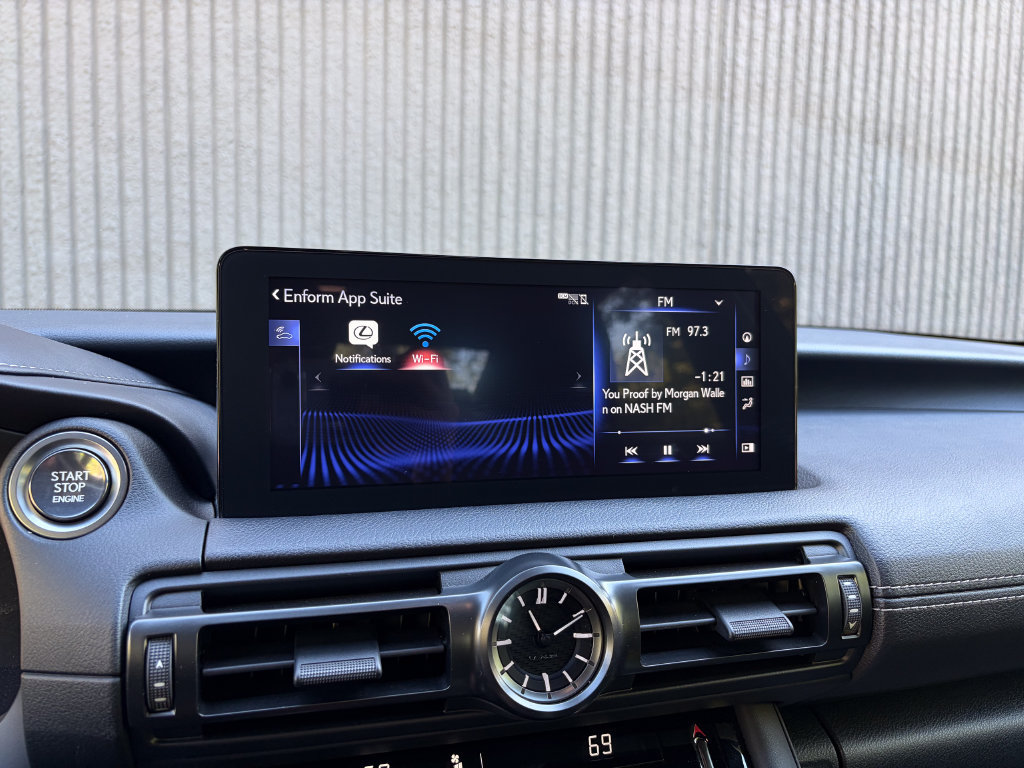 Used 2024 Lexus IS 500 RWD image 46