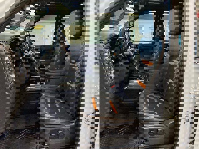 Used 2020 GMC Sierra 1500 AT4 w/ AT4 Premium Package AWD/4WD image 16