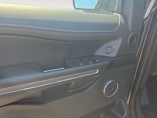 Certified 2023 Ford Expedition XLT AWD/4WD image 10
