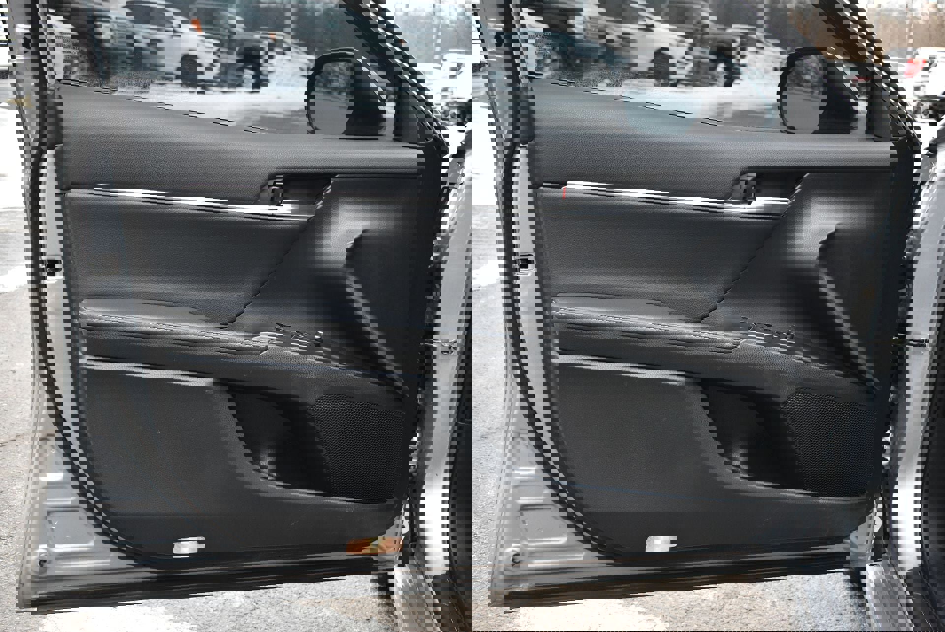 Used 2024 Toyota Camry XSE image 11