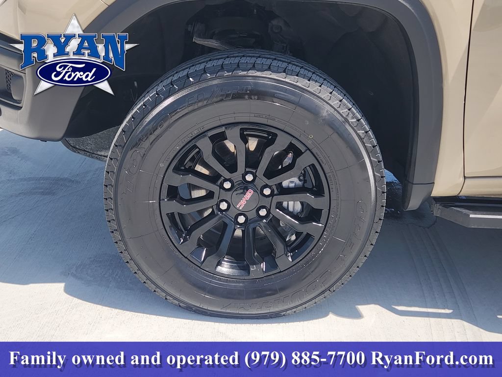 Used 2023 GMC Sierra 1500 AT4X AWD/4WD image 7