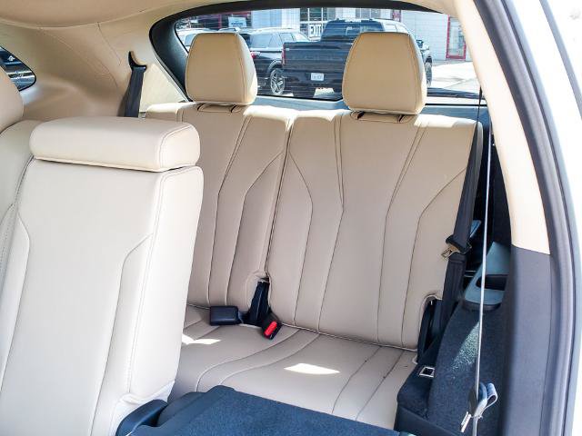 Used 2022 Acura MDX FWD w/ Technology Package image 16