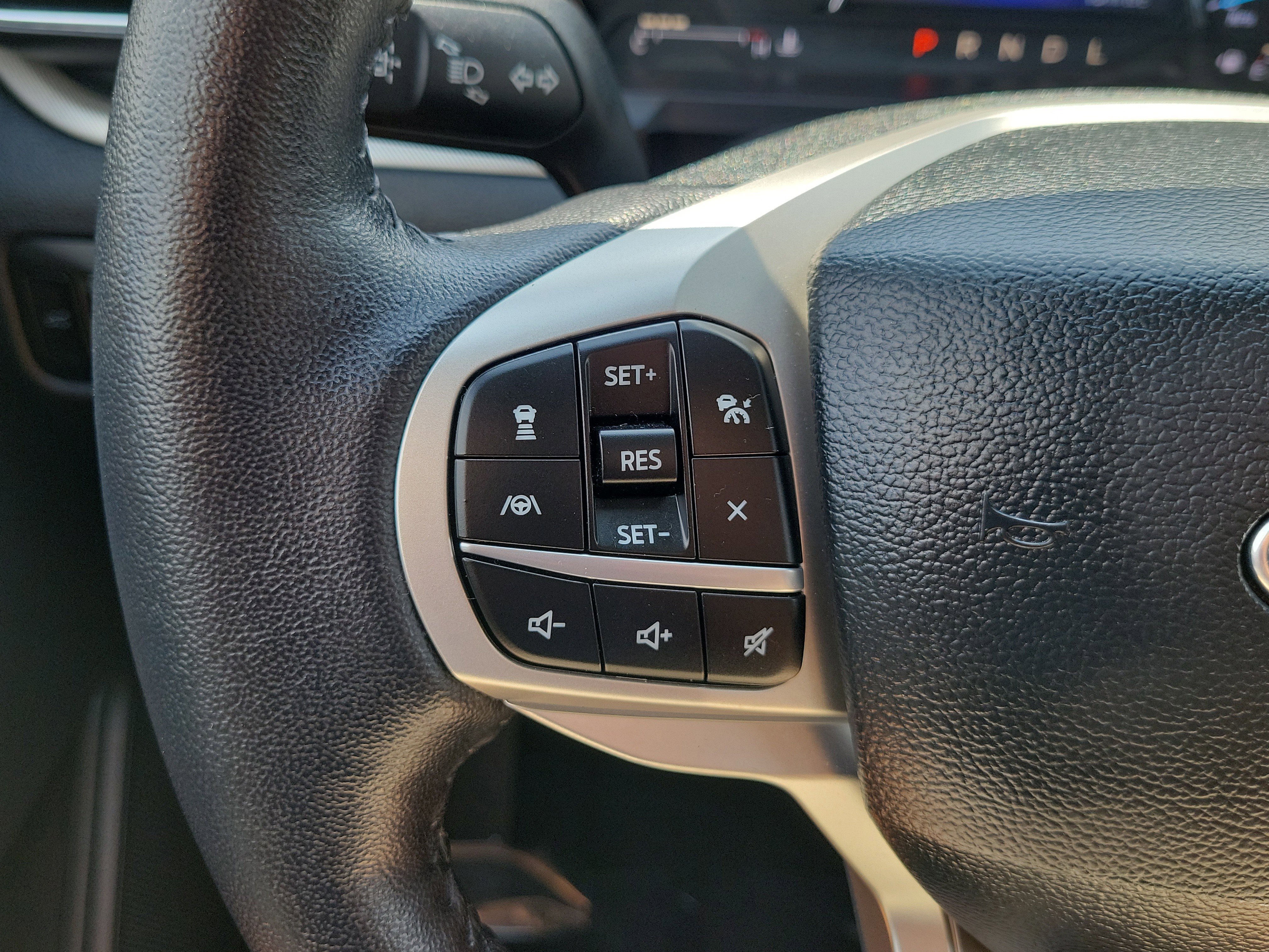 Certified 2023 Ford Explorer XLT w/ Equipment Group 202A image 28